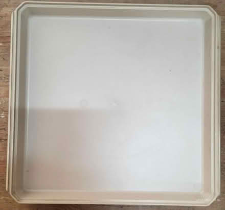 Photo of free Shallow plastic tray (Tpy) #1