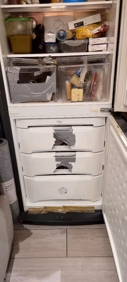 Photo of free Fridge-freezer (CR03JS) #4