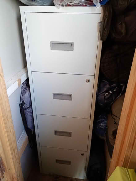 Photo of free 4 drawer filing cabinet (Eastbourne) #1