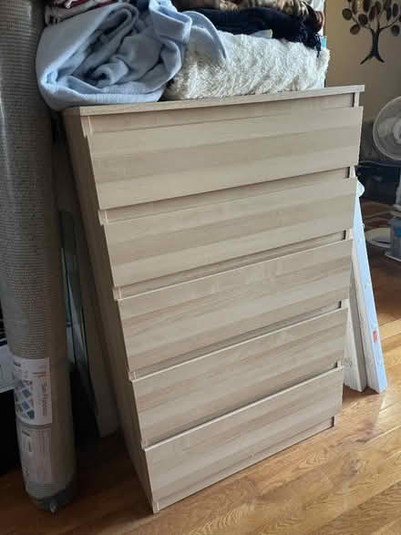 Photo of free 5 Drawer Chest (Astoria, NY) #1