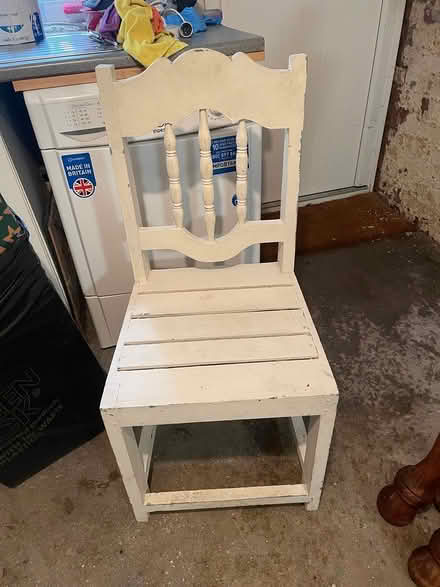 Photo of free One White chair (Cheadle Heath SK3) #1