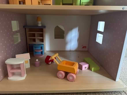 Photo of free Dolls house (Central Horsham) #3