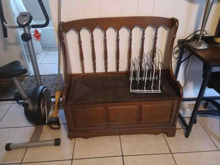 Photo of free Storage bench (Largo near Ulmerton & Starkey) #1