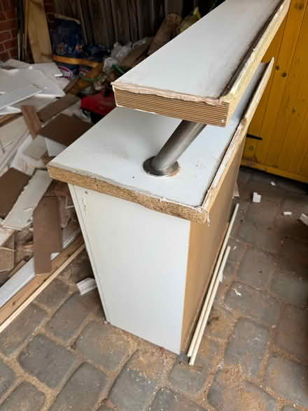 Photo of free Vanity and utility sink (Near King St metro in Old Town) #2