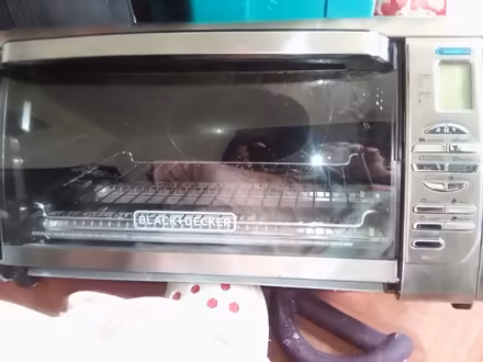 Photo of free Black & Decker Oven 10031 (Hamilton Heights 10031) #1