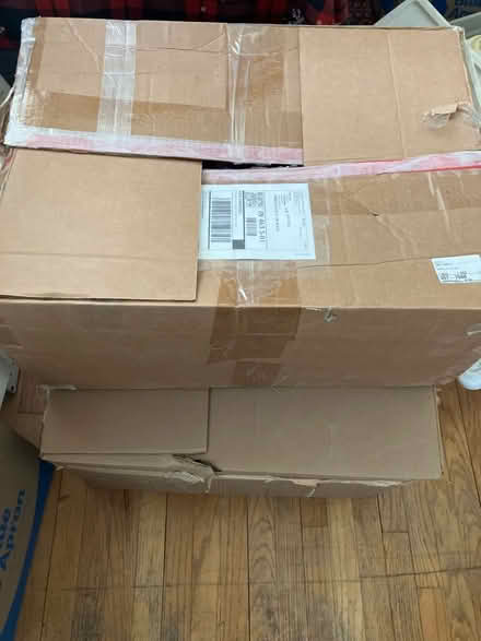 Photo of free Biodegradable packing peanuts (Bensenville) #1