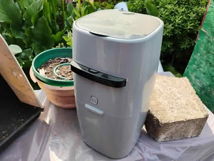 Photo of free Litter Genie (Fremont/Greenwood) #1