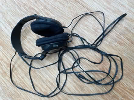 Photo of free Headphones with 3m cable (OX4 3) #2