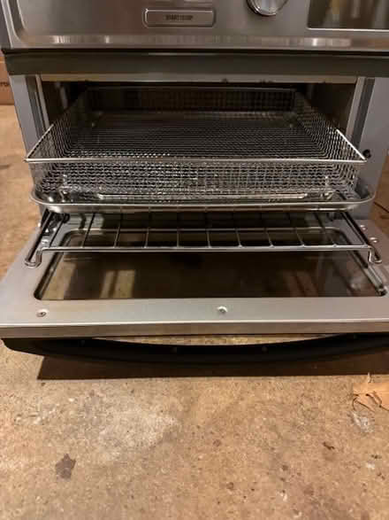 Photo of free Cuisanart air fryer/toaster oven (inner N/NE Portland) #2