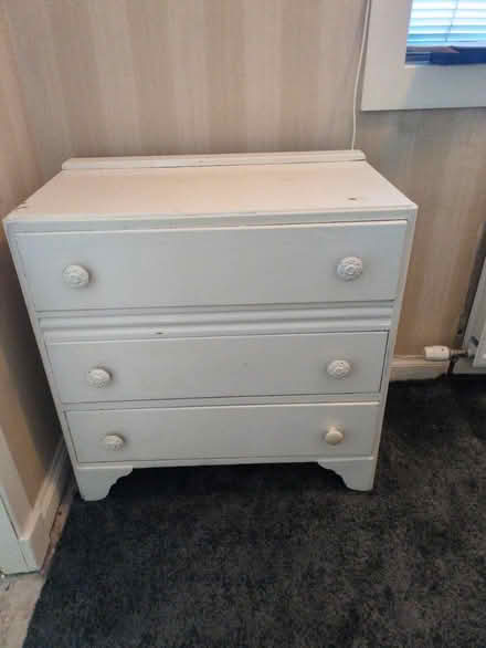 Photo of free Wooden chest of drawers (East Kilbride G75) #1