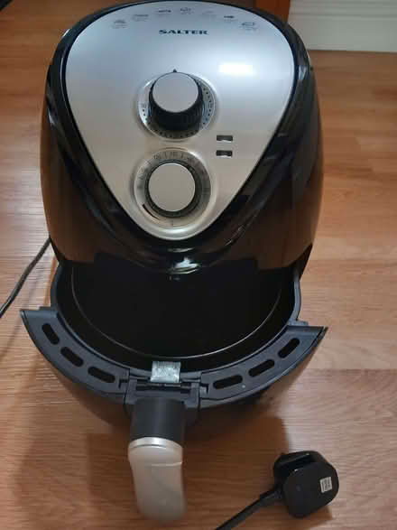 Photo of free Air Fryer (Sevenoaks TN13) #1