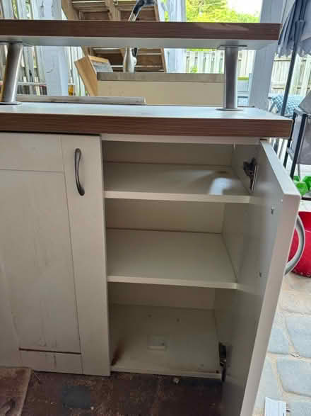 Photo of free Vanity and utility sink (Near King St metro in Old Town) #3