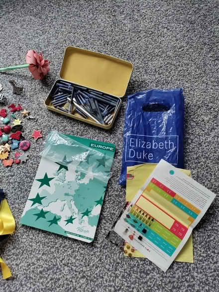 Photo of free Jewellery, ribbons, craft bits (B14) #4