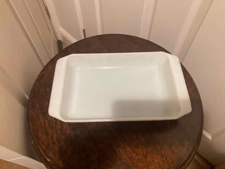Photo of free Pyrex Oven Dish - vintage (Lemsford AL8) #3