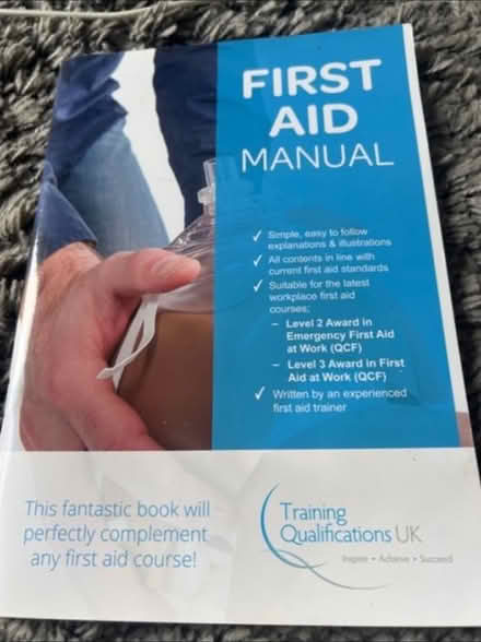 Photo of free First aid manual (Barry CF62) #1