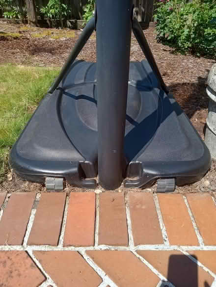Photo of free Adjustable Basketball Hoop (China Creek) #4