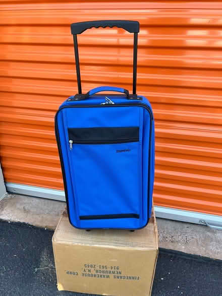 Photo of free Plain& simple rolling bag (Clearlake Oaks) #1