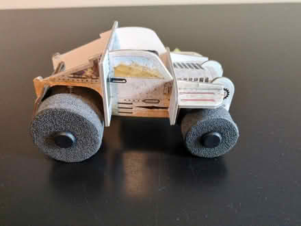 Photo of free Battery powered car (HP22 Halton Camp) #1