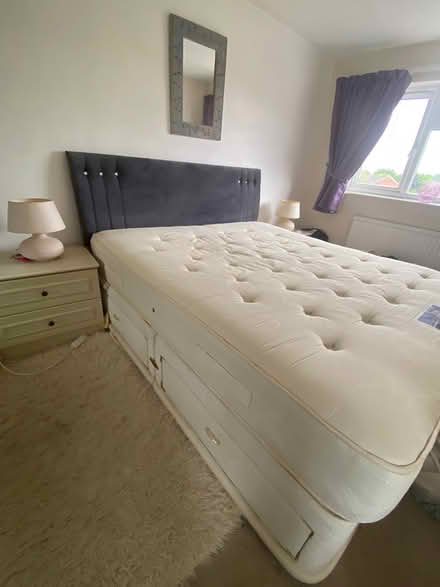 Photo of free Super king size bed (HG50DZ) #4