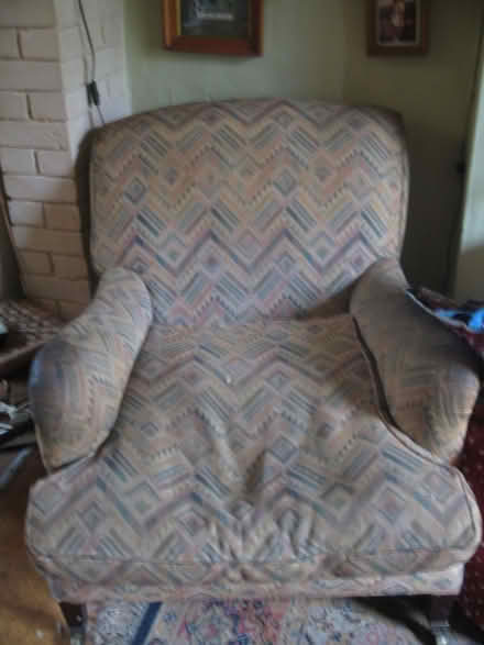 Photo of free Victorian armchair (North Road N7) #1