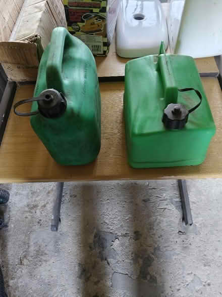 Photo of free Fuel containers (Larches PR2) #1