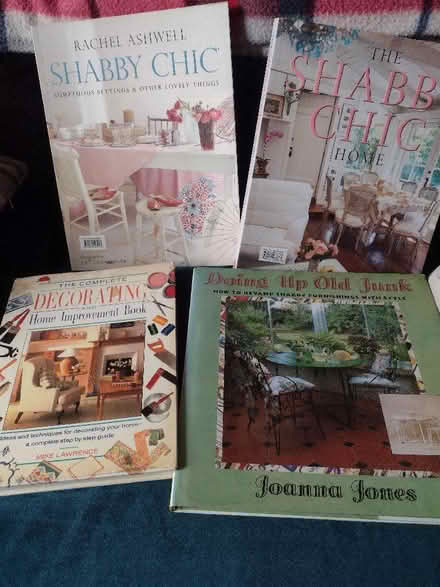 Photo of free Shabby chic books (Riverdene RG21) #1