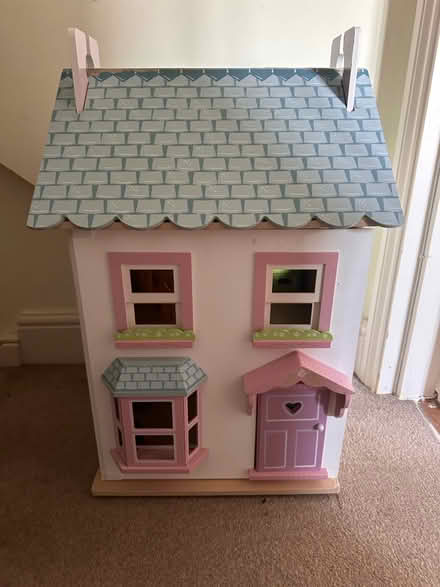 Photo of free Dolls house (Central Horsham) #2