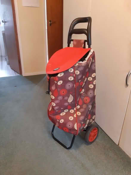 Photo of free Shopping trolley (Summertown OX2) #1