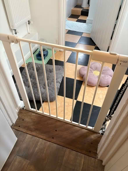 Photo of free Pet/child gate (Bower Street ME16) #1