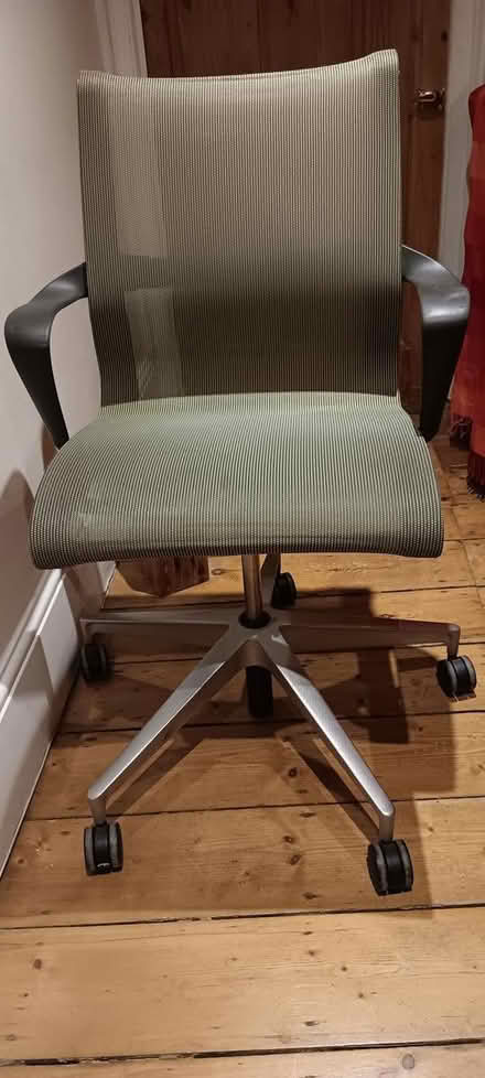 Photo of free Office chair (West Greenwich SE10) #1