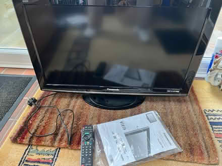Photo of free DVD player & Panasonic TV (Hempstead Valley ME7) #4