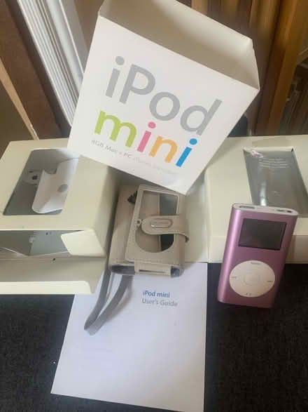Photo of free iPod mini (Bakewell DE45) #1