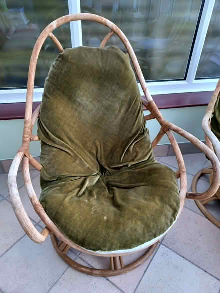 Photo of free lounge/conservatory chairs (Hale Estate NW7) #3