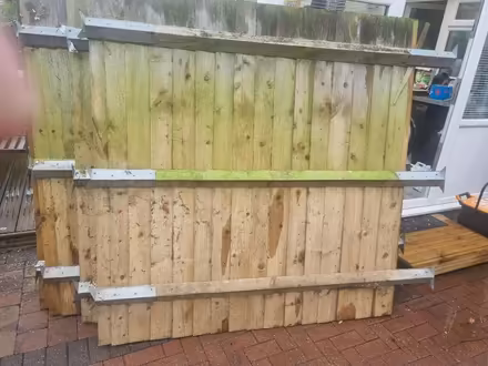 Photo of free Fencing (ME12) #1