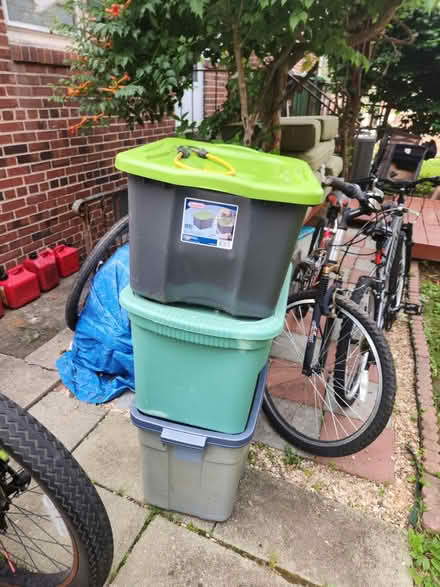 Photo of free bins (Temple Hills,MD) #1