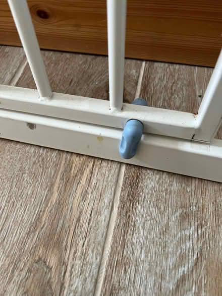 Photo of free Child safety stair gate (Haylands Way MK41) #2