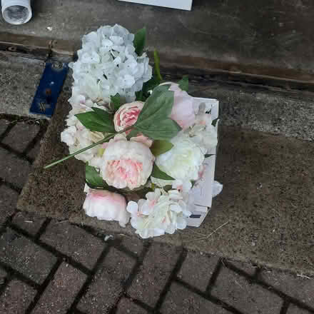 Photo of free Artificial flowers, nice decoration (Livingston EH54) #2