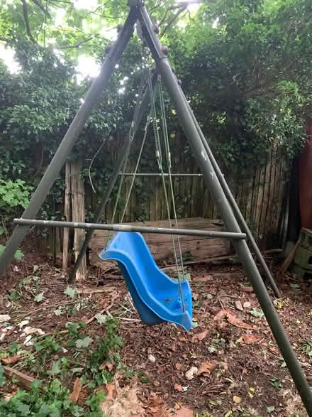 Photo of free Metal swing with plastic seat (BN1) #4