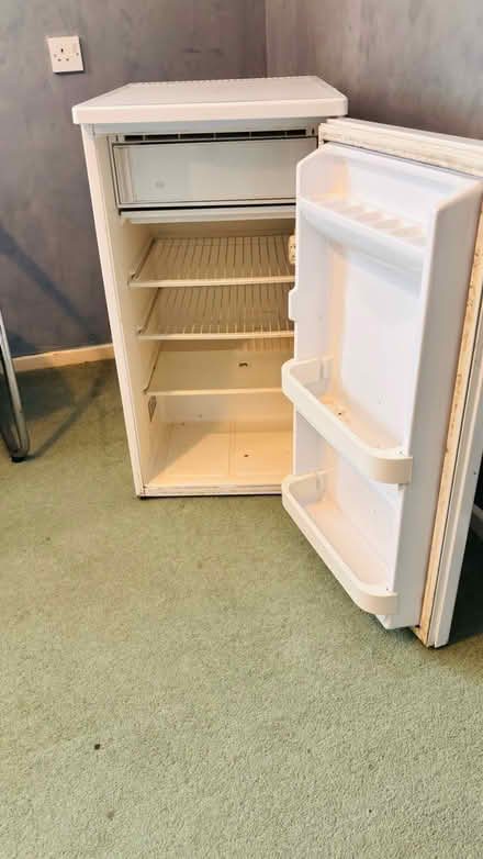 Photo of free Refrigerator Medium Size (Stevenage SG1) #3