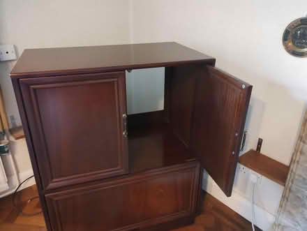 Photo of free TV cabinet (Bedford) #4