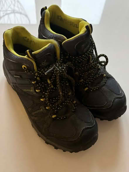 Photo of free Children: hiking boot size 3 (Regatta) (Emmbrook RG41) #1