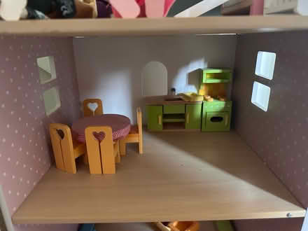 Photo of free Dolls house (Central Horsham) #4