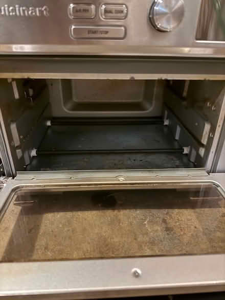 Photo of free Cuisanart air fryer/toaster oven (inner N/NE Portland) #3