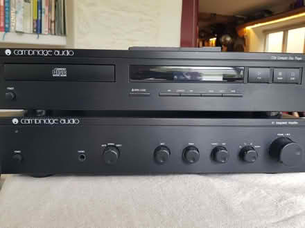 Photo of free Cambridge audio integrated amplifier A1 and CD player (Load Brook S6) #1