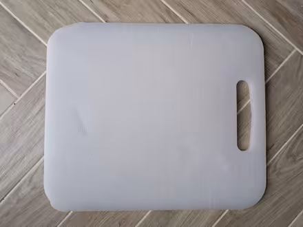 Photo of free Large Plastic Chopping Board (Enfield EN2) #2