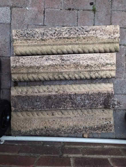 Photo of free Bradstone Rustic rope top Cotswold Paving edging - pack of 4 (Woodley RG5) #2