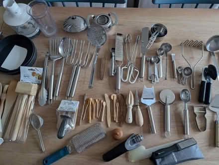 Photo of free Lots of kitchen items (Medbourne MK5) #2