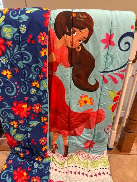 Photo of free Kids comforter-never used (Herndon near McNair ES) #1