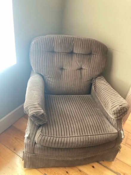 Photo of free vintage arm chair and ottman (leslieville/little india) #2