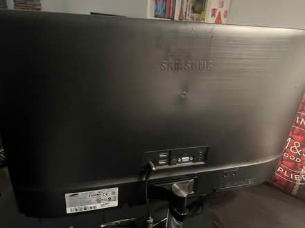 Photo of free Computer Monitor (SE1) #2